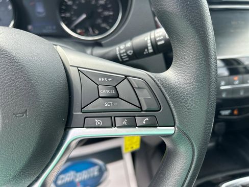 Used 2021 Nissan Rogue Sport S image 20