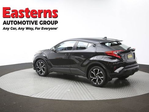 Used 2020 Toyota C-HR XLE FWD image 61