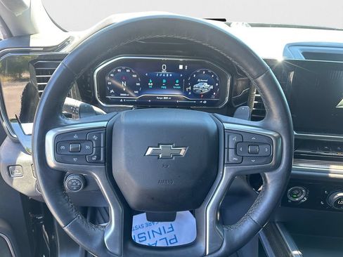 Used 2023 Chevrolet Silverado 1500 RST AWD/4WD image 16