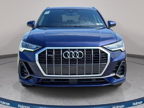 Certified 2025 Audi Q3 2.0T Premium w/ Convenience Package AWD/4WD image 2