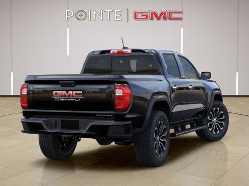 New 2026 GMC Canyon Denali image 8