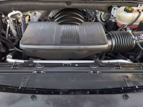 Used 2023 Chevrolet Tahoe LT w/ Luxury Package image 30