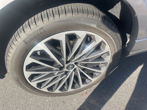 Used 2026 Hyundai Palisade Calligraphy image 10