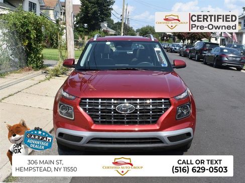 Used 2026 Hyundai Venue SEL FWD image 1