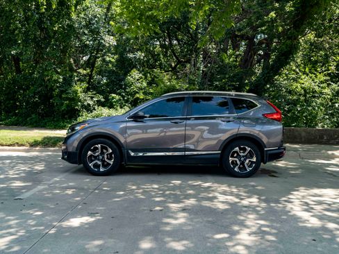 Used 2019 Honda CR-V Touring image 6