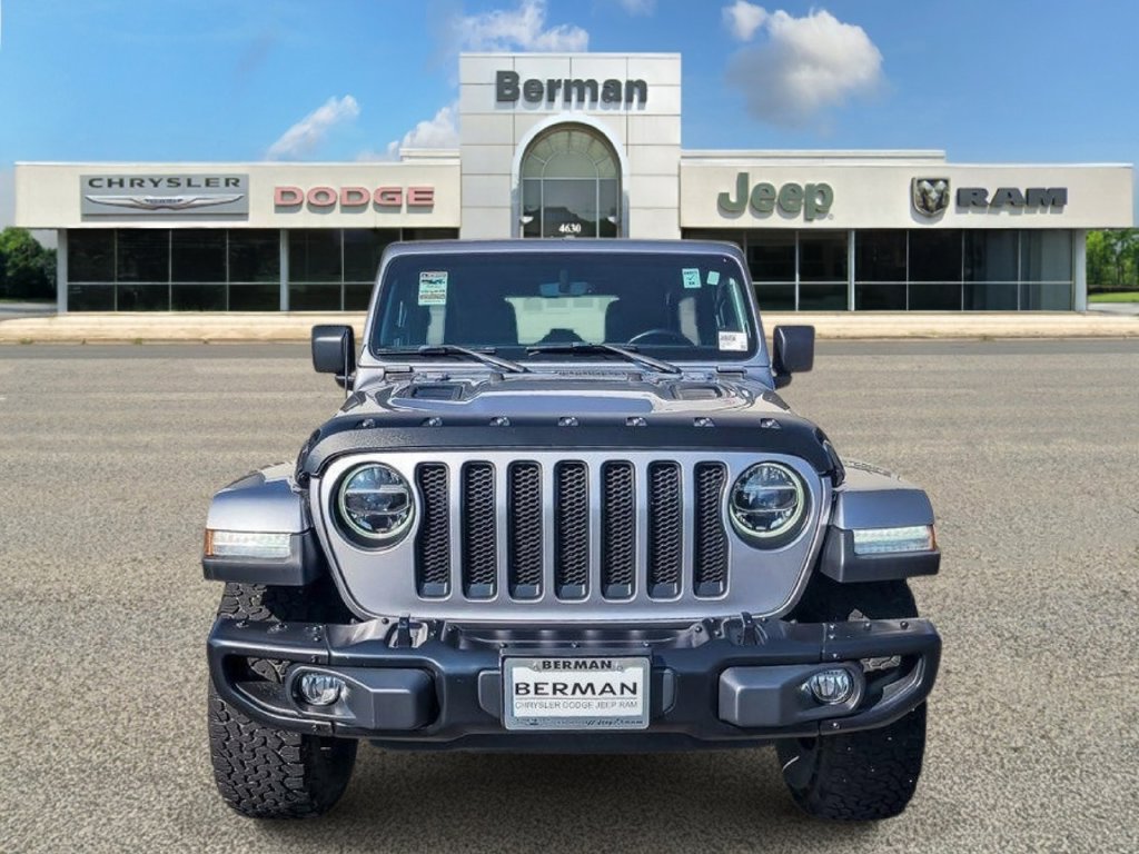 Certified 2019 Jeep Wrangler Unlimited Sahara w/ Quick Order Package 24M Moab AWD/4WD image 9