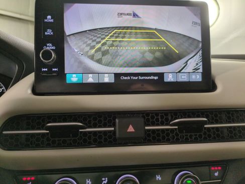 Certified 2023 Honda HR-V EX-L image 22