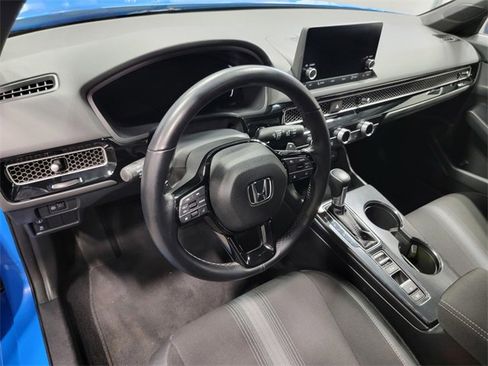 Used 2023 Honda Civic Sport image 13