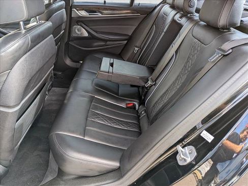 Used 2019 BMW M550i xDrive image 18