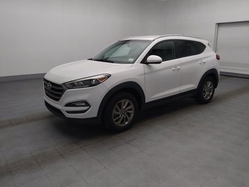 Used 2016 Hyundai Tucson SE w/ Option Group 02 FWD image 2