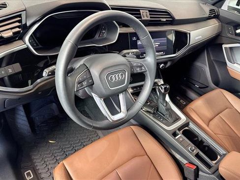 Used 2024 Audi Q3 2.0T Premium Plus AWD/4WD image 9