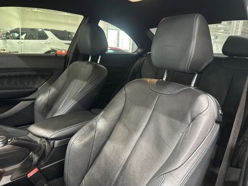 Used 2017 BMW M2 RWD image 43