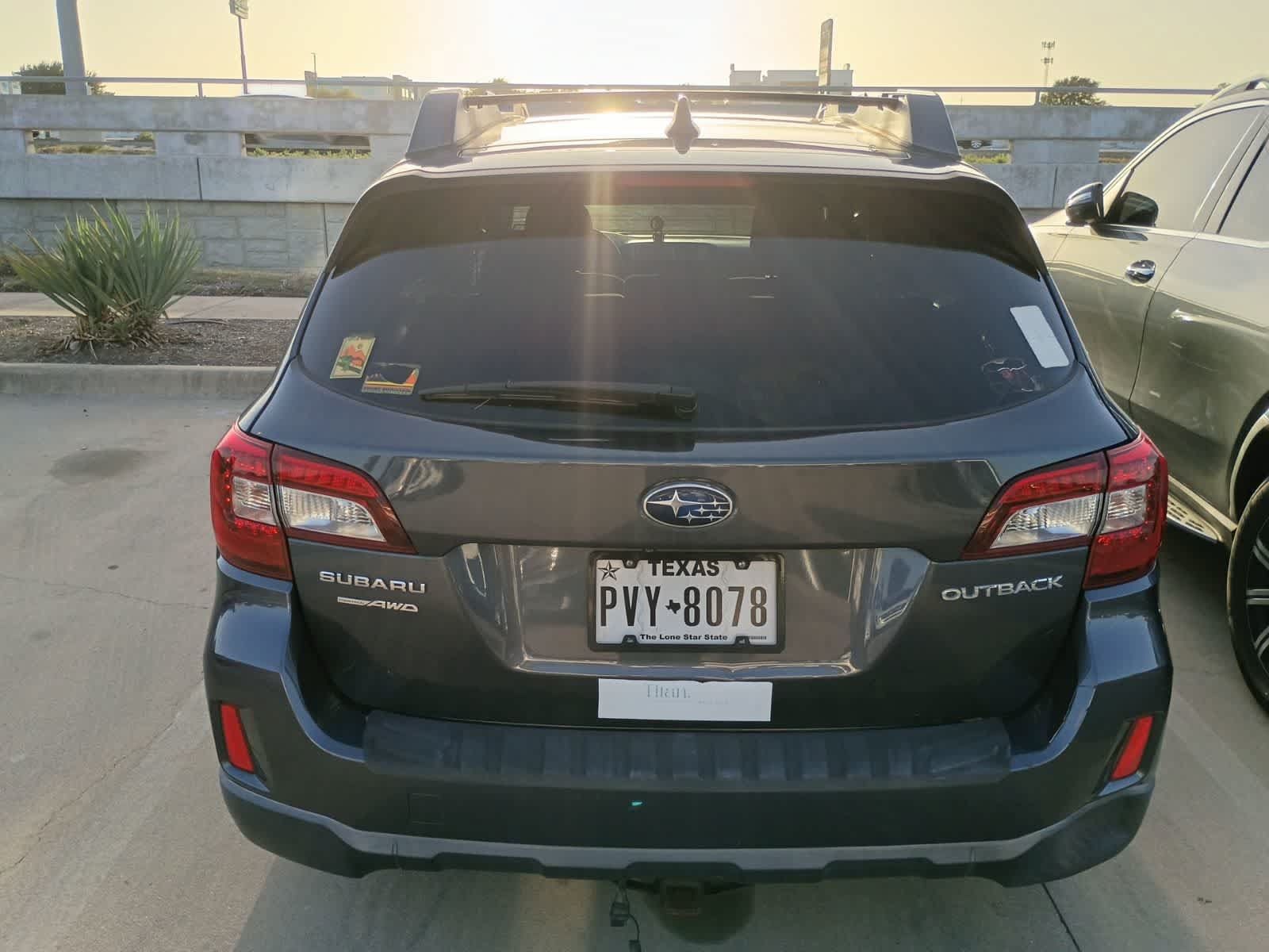 Used 2016 Subaru Outback 2.5i Premium AWD/4WD image 4
