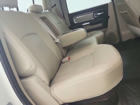 Used 2016 RAM 1500 Laramie w/ Convenience Group RWD image 32