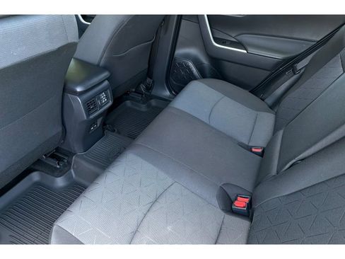 Certified 2025 Toyota RAV4 XLE AWD/4WD image 13