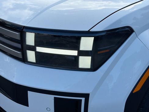 New 2026 Hyundai Santa Fe SE FWD image 9