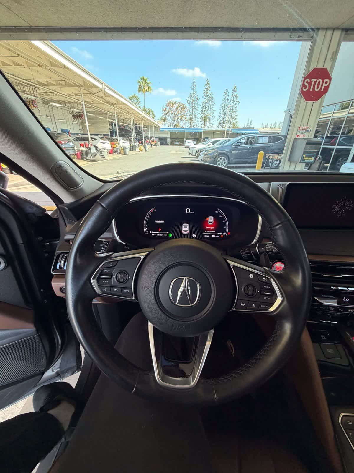 Used 2023 Acura MDX w/ Technology Package AWD/4WD image 23