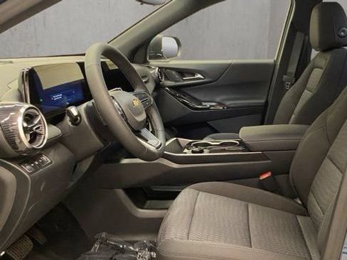 New 2026 Chevrolet Equinox LT w/ Safety and Technology Package AWD/4WD image 21