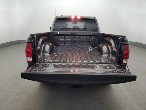 Used 2019 RAM 1500 Express w/ Express Value Package AWD/4WD image 29