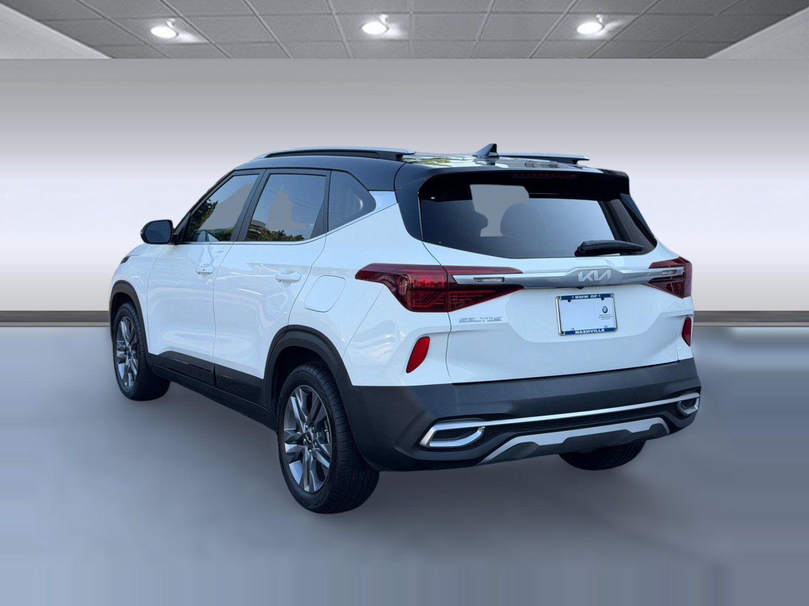 Used 2023 Kia Seltos S FWD image 3