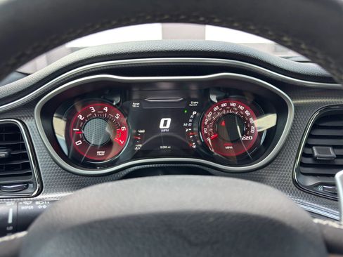 Used 2019 Dodge Challenger SRT Hellcat Redeye image 16