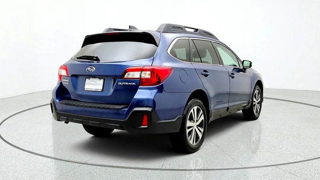 Used 2019 Subaru Outback 2.5i Limited AWD/4WD image 5
