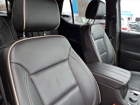 Used 2023 Chevrolet Traverse Premier w/ Redline Edition image 23