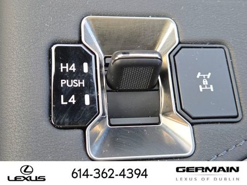 Certified 2025 Lexus GX 550 w/ Accessory Package (2T) image 21