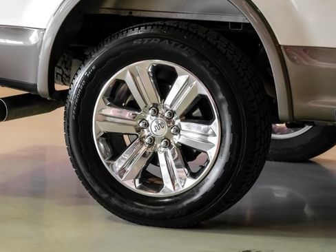 Used 2018 Ford F150 King Ranch w/ Equipment Group 601A Luxury AWD/4WD image 51