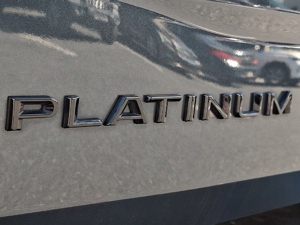 Used 2025 Ford Expedition Max Platinum w/ Stealth Performance Package AWD/4WD image 34