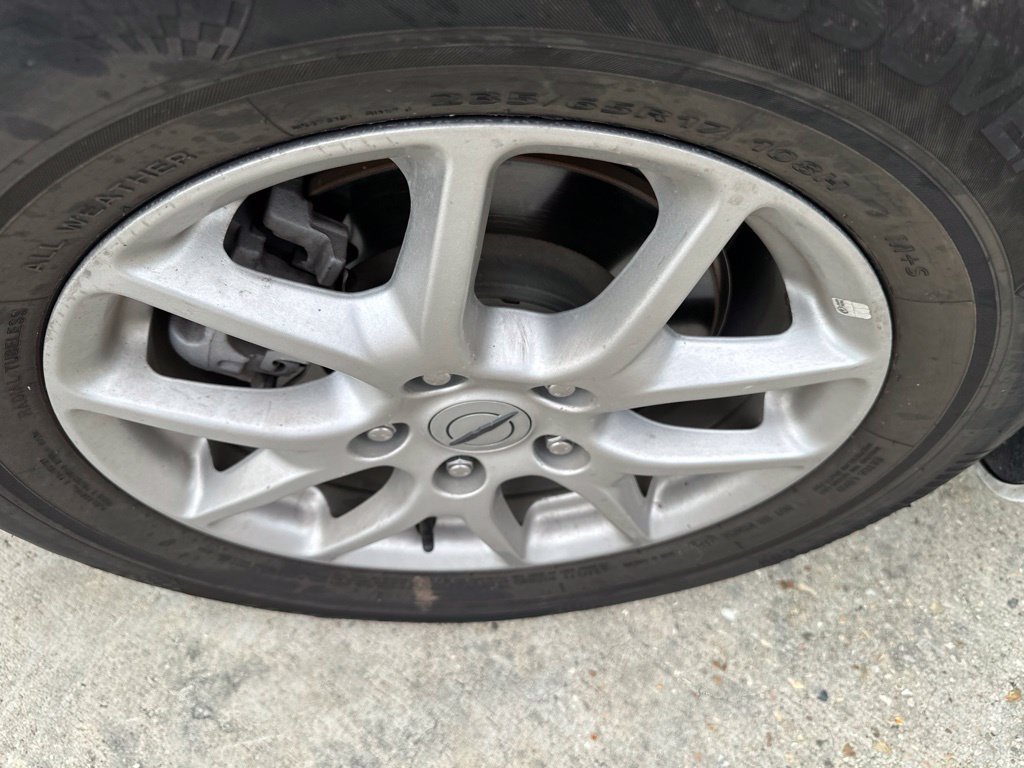 Used 2024 Chrysler Pacifica Touring-L FWD image 40