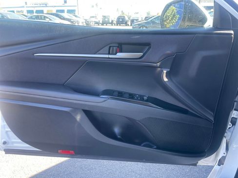 Used 2025 Toyota Camry LE image 20