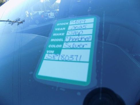 New 2025 Jeep Grand Cherokee L Limited image 42