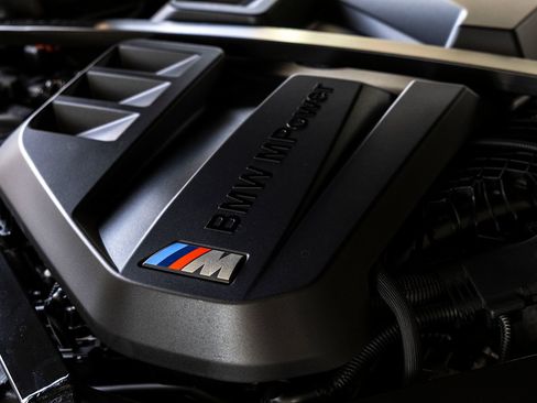 Used 2027 BMW M3 Competition AWD/4WD image 42