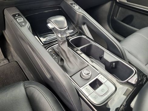 Certified 2022 Kia Telluride EX w/ EX Premium Package FWD image 22