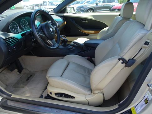 Used 2007 BMW 650i Convertible RWD image 9