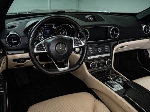 Used 2017 Mercedes-Benz SL 450 image 5