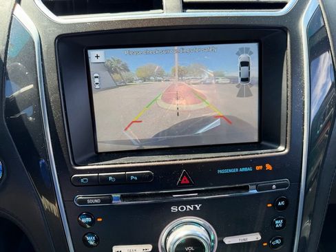 Used 2017 Ford Explorer Platinum AWD/4WD image 33