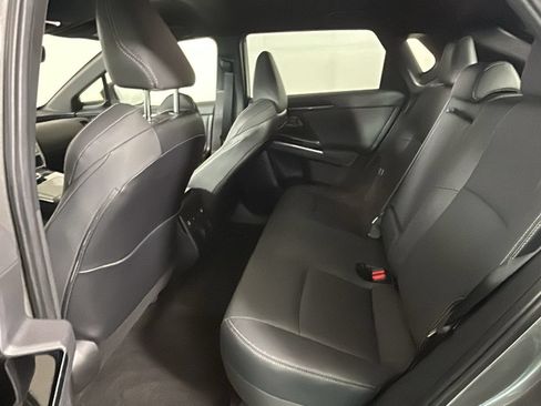 Used 2023 Subaru Solterra AWD image 28
