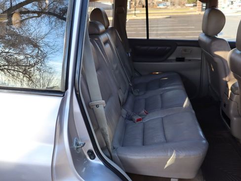 Used 1999 Toyota Land Cruiser image 24