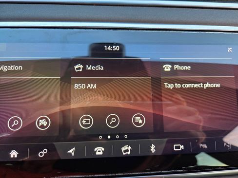 Used 2020 Land Rover Range Rover Evoque SE AWD/4WD image 22