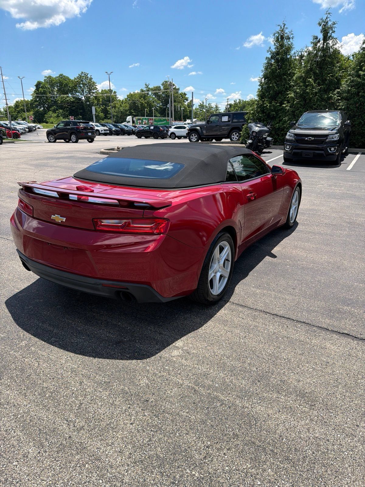 Used 2016 Chevrolet Camaro LT RWD image 5