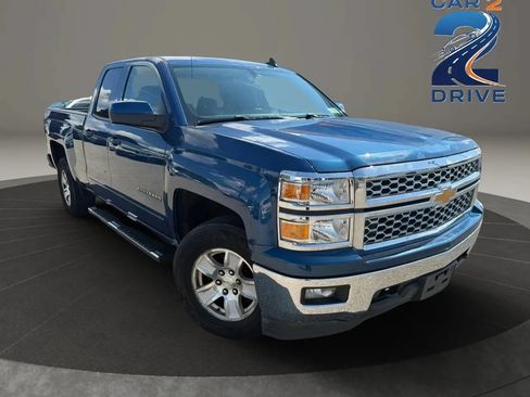 Used 2015 Chevrolet Silverado 1500 LT w/ All Star Edition AWD/4WD image 2