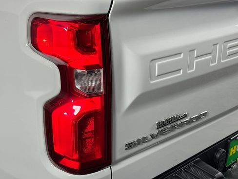 Used 2024 Chevrolet Silverado 1500 LT Trail Boss w/ Protection Package AWD/4WD image 34