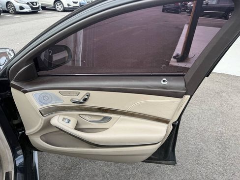 Used 2014 Mercedes-Benz S 550 Sedan w/ Sport Package Plus One image 13