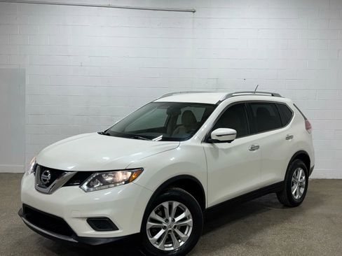 Used 2016 Nissan Rogue SV w/ SV Premium Package image 7