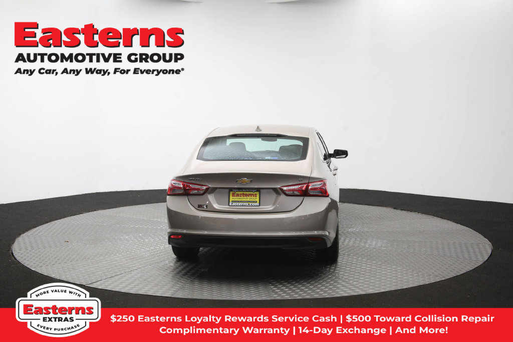 Used 2024 Chevrolet Malibu LT FWD image 42