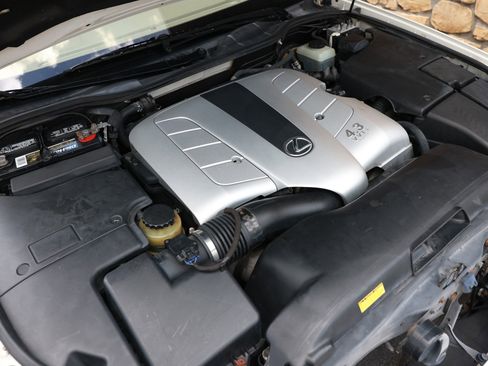 Used 2002 Lexus LS 430 image 57