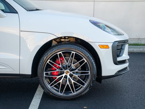 New 2026 Porsche Macan S image 9