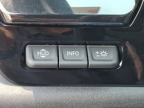 Used 2024 Chevrolet Silverado 2500 ZR2 w/ Technology Package AWD/4WD image 26